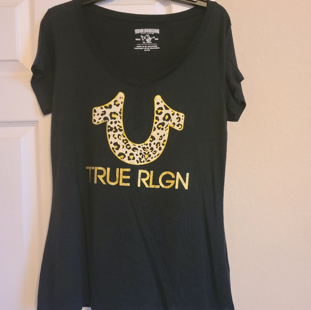 True Religion V Neck Black Gold Fitted Graphic Tee